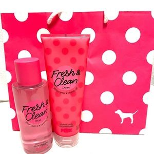NWT VS PINK! Fresh & Clean Gift Set